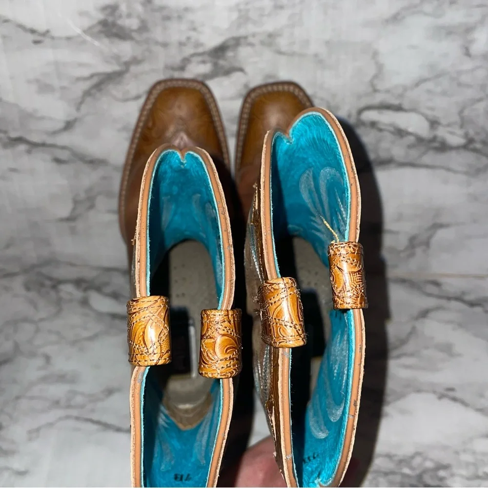 Ariat Turquoise and Tan Leather Western Boots - Picture 8 of 14